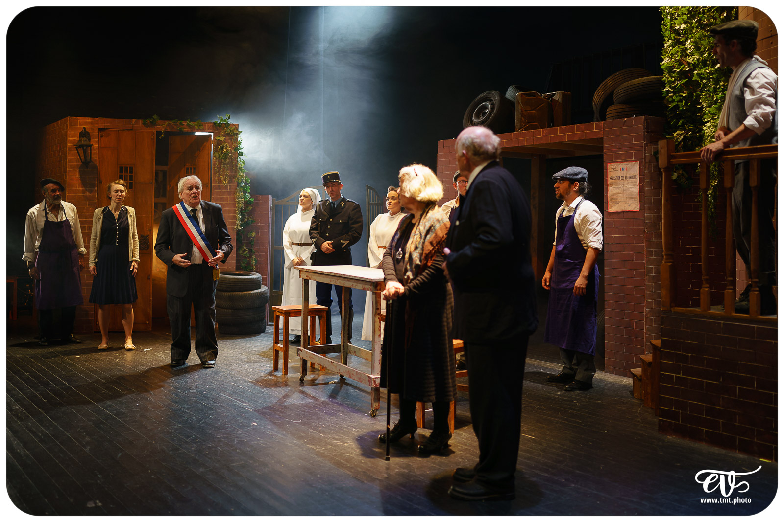 LES VISIONS DE SIMONE MACHARD (CIE LA CLAQUE)